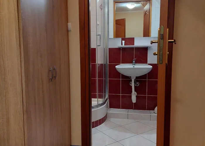 Goscinne Centrum Brzozowa 14 Privat bolig *